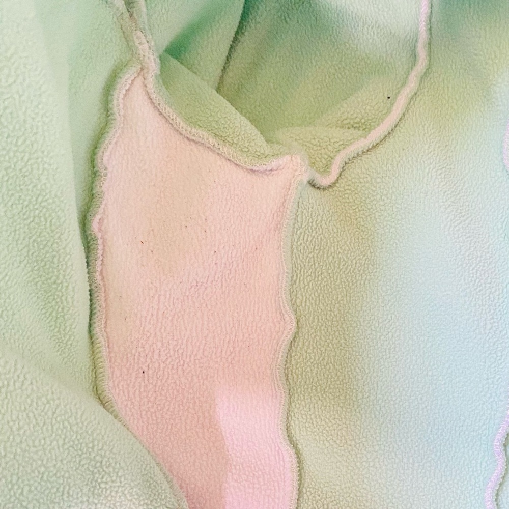 AE - full zip sweater - Picture 13 of 15